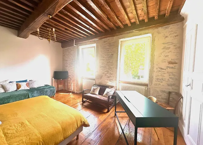 בית נופש Superbe Maison En Pierre